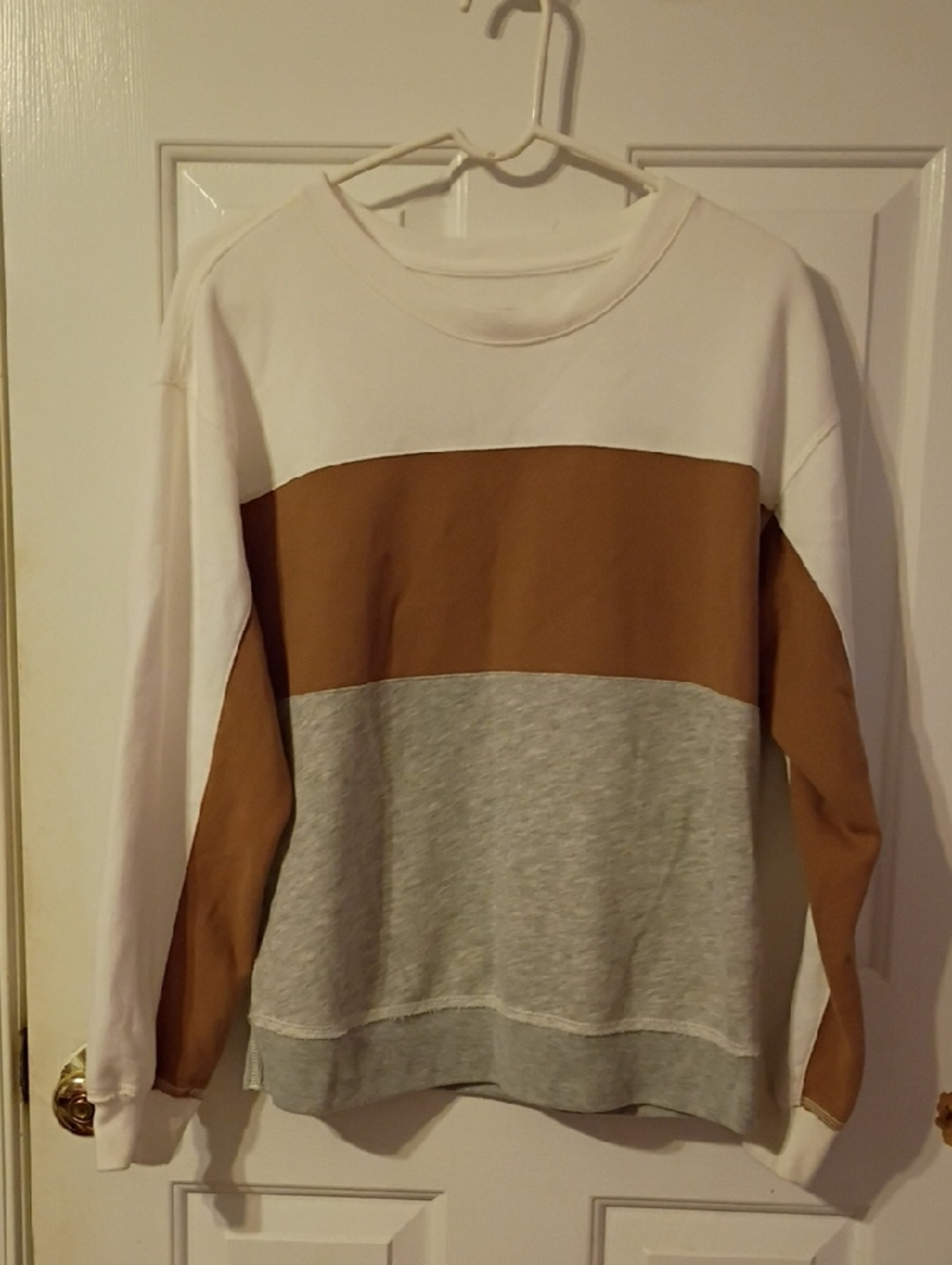 Abercrombie & Fitch White Crewneck Fleece with Navy Label